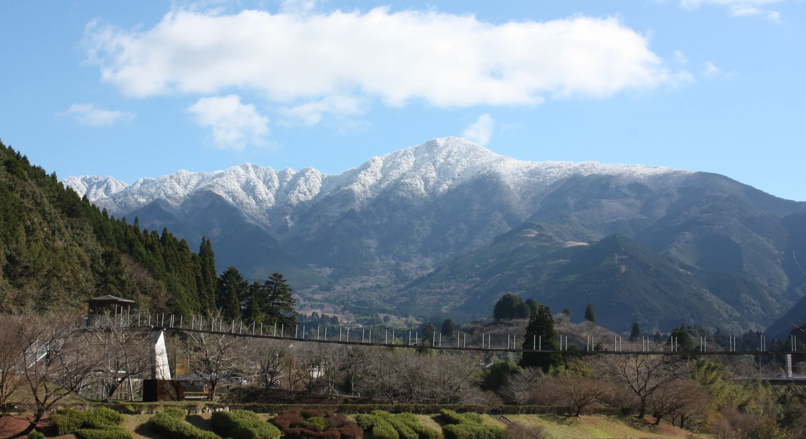 熊本県で２番目に高い市房山(1,721m)