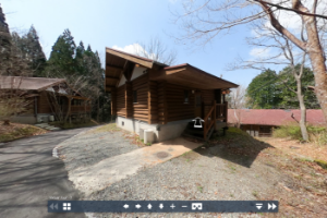 市房山キャンプ場コテージ２(定員4名)の写真の画像（別ウインドウで開きます）