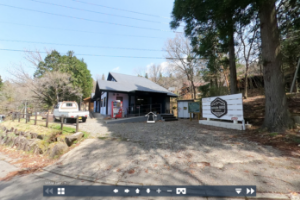 市房山キャンプ場オートサイト～売店の写真の画像（別ウインドウで開きます）