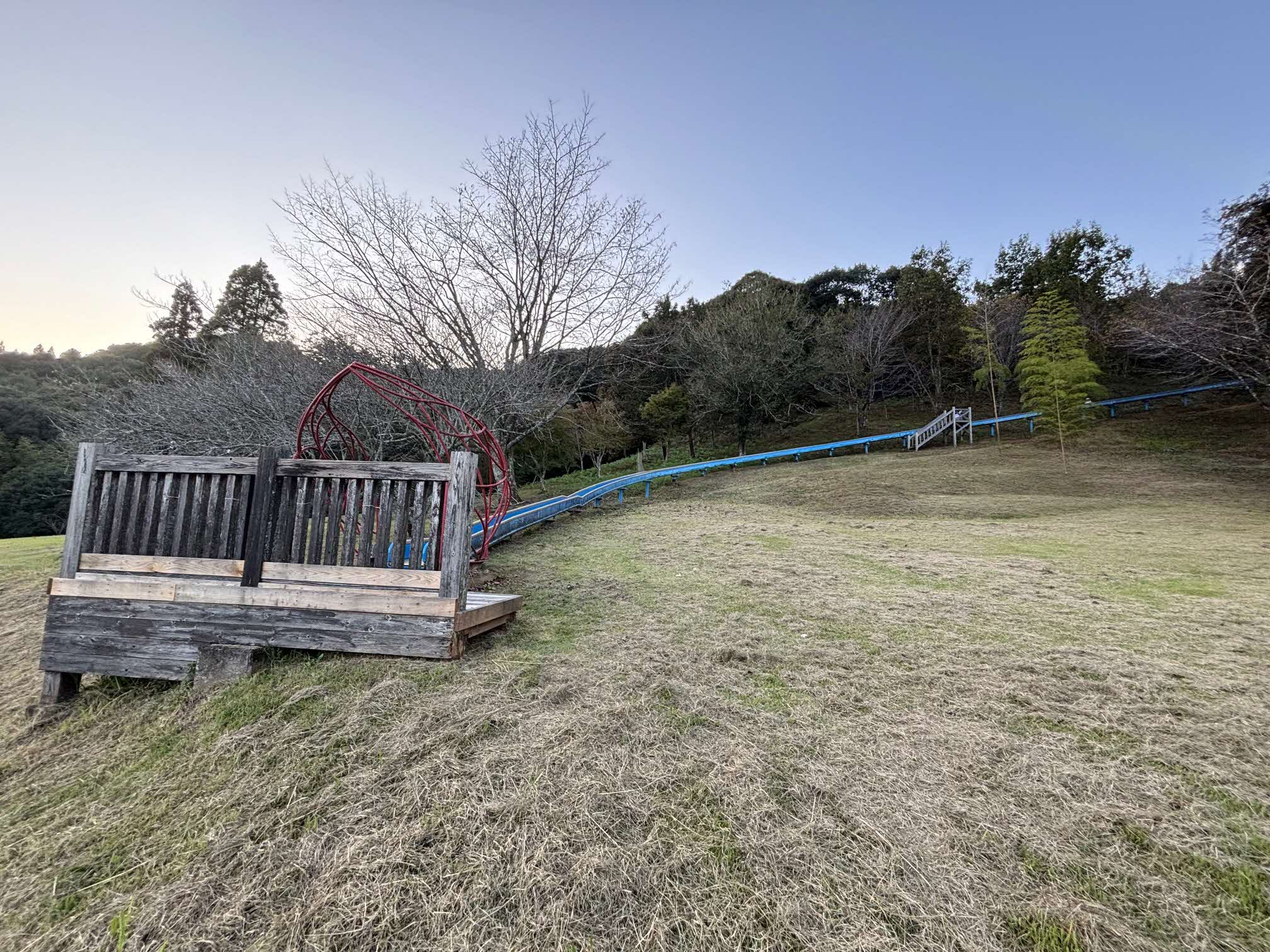 ローラー滑り台３